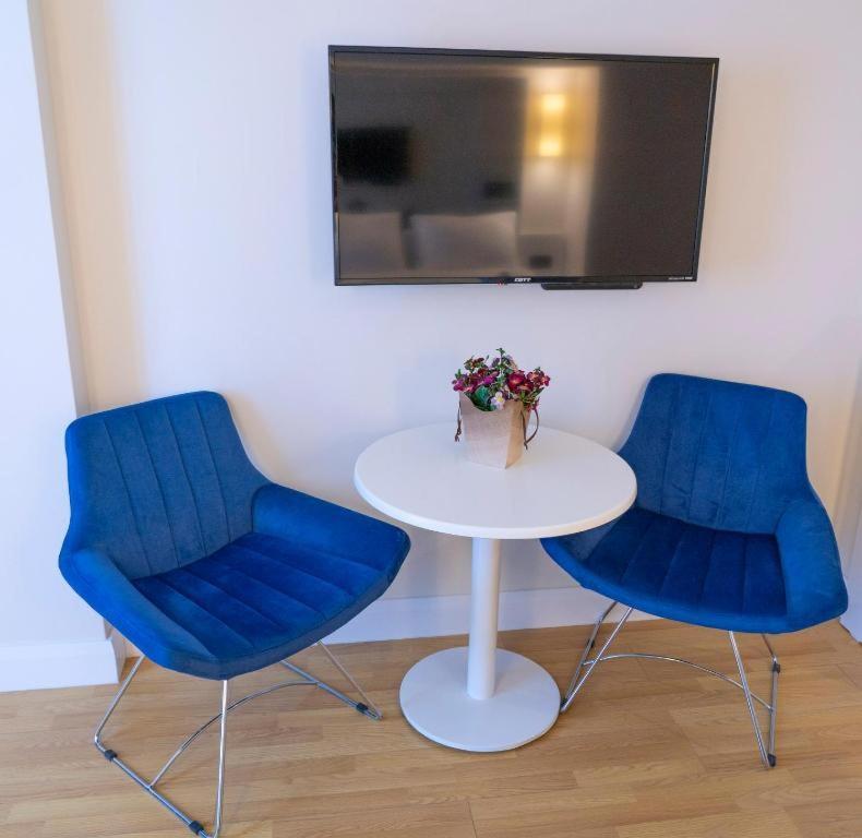 Best House Orbi City Aparthotel Batumi Bagian luar foto